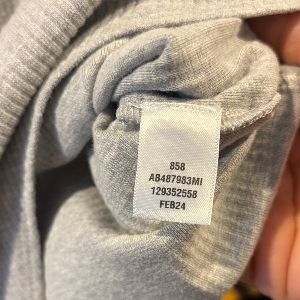 Abound Gray Short Sleeve Bodysuit size large - Picture 4 of 4